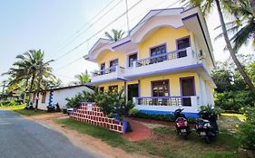 Lobo'S Guesthouse
